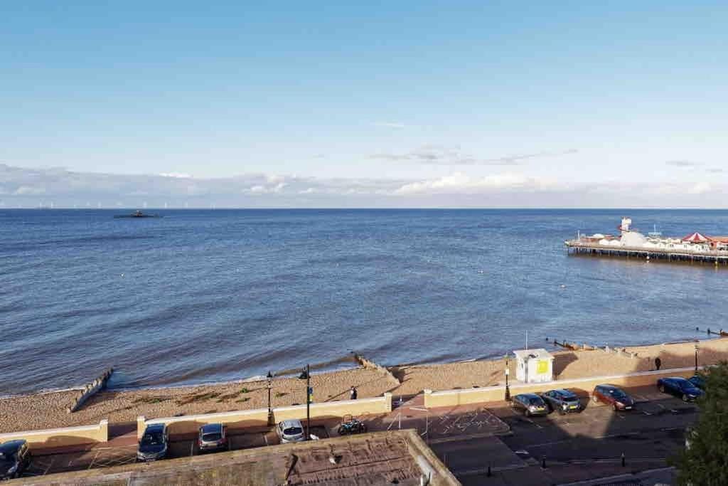 Stylish Beach Front Retreat 2 Bedrooms Herne Bay Eksteriør bilde