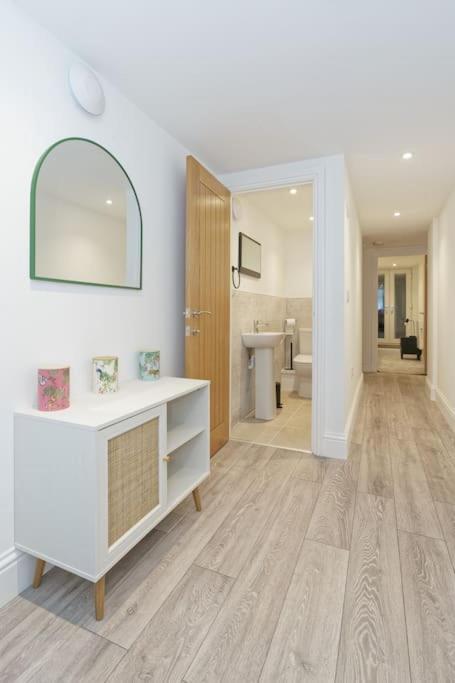 Stylish Beach Front Retreat 2 Bedrooms Herne Bay Eksteriør bilde