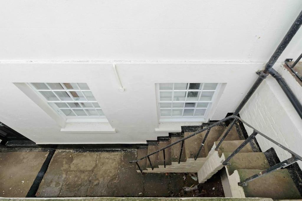 Stylish Beach Front Retreat 2 Bedrooms Herne Bay Eksteriør bilde