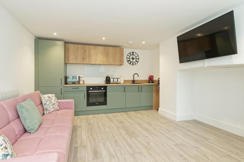 Stylish Beach Front Retreat 2 Bedrooms Herne Bay Eksteriør bilde
